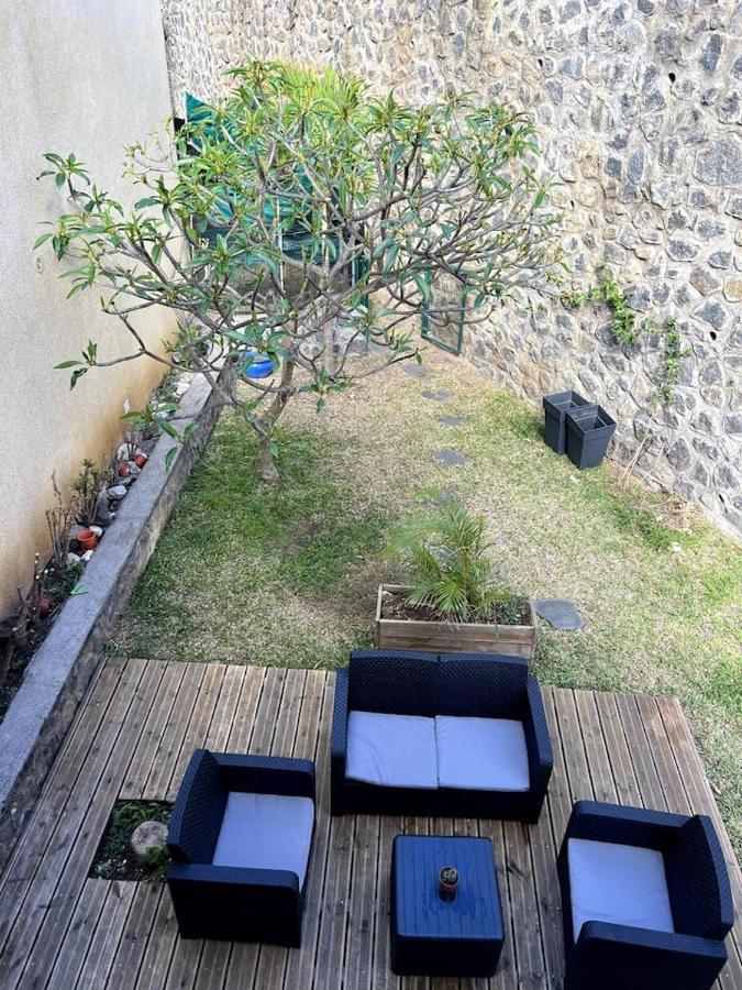 Ocean View Chambre 圣勒 外观 照片
